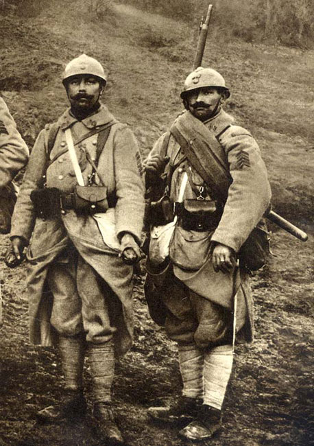 Légionnaires en tenue de combat